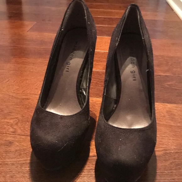 High heels - Picture 2 of 3